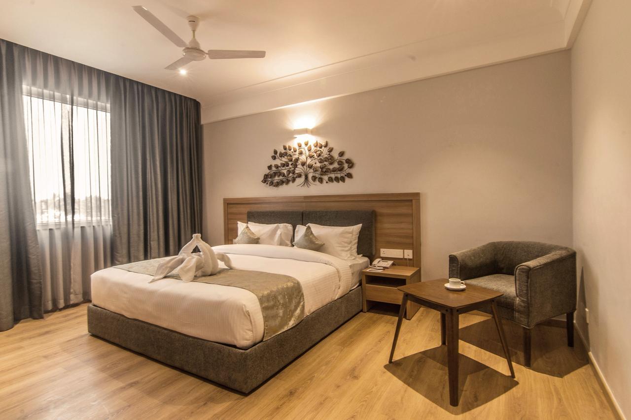 Native Inn By Heda Hospitality Belgaum Exterior photo